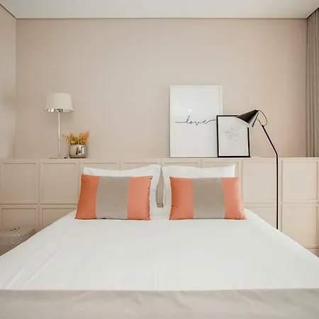 Liiiving In | Luxury Boutique * 波尔图